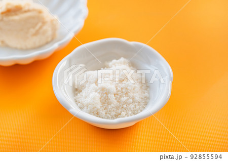 鶏ガラスープの素 92855594