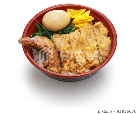 台湾排骨弁当 92856676