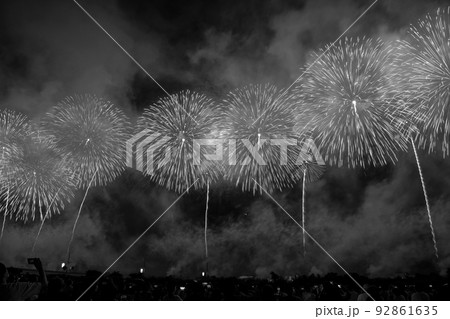 (モノクローム)長岡花火 (モノクローム)長岡花火 92861635