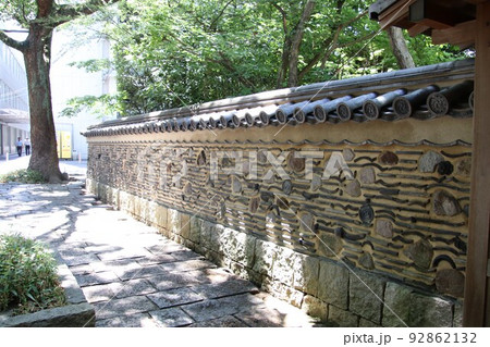 福岡市の楽水園の博多塀 福岡市の楽水園の博多塀 92862132