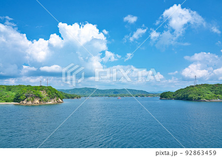 【賢島エスパーニャクルーズより英虞湾の風景】 三重県志摩市阿児町神明 【賢島エスパーニャクルーズより英虞湾の風景】 三重県志摩市阿児町神明 92863459