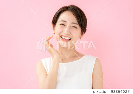 女性 ピンクバック 女性 ピンクバック 92864027