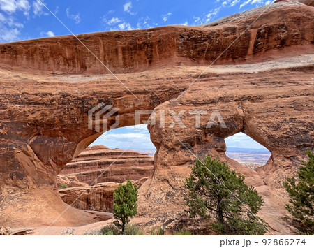 Partition Arch in Arches National Park, Moab, USA Partition Arch in Arches National Park, Moab, USA 92866274