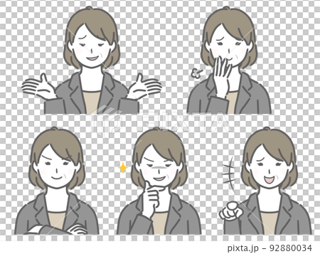 嫌な表情のスーツの中年女性 嫌な表情のスーツの中年女性 92880034