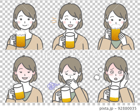 一名身著便衣的中年婦女在喝酒 一名身著便衣的中年婦女在喝酒 92880035