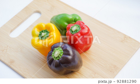 カラーピーマン 92881290