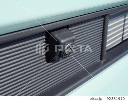 自動車のフロントカメラ 92881910