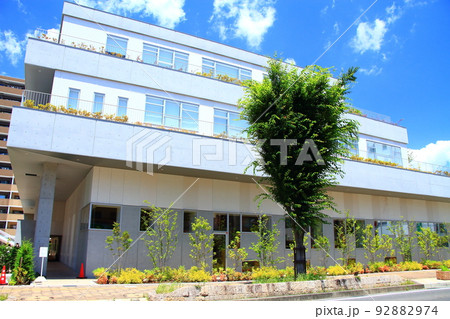 小牧市、小牧市中央図書館の風景 小牧市、小牧市中央図書館の風景 92882974