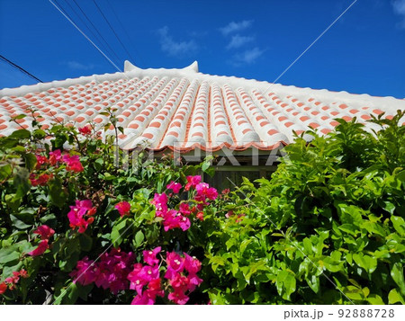 石垣島　琉球王国時代を感じる街並み 92888728