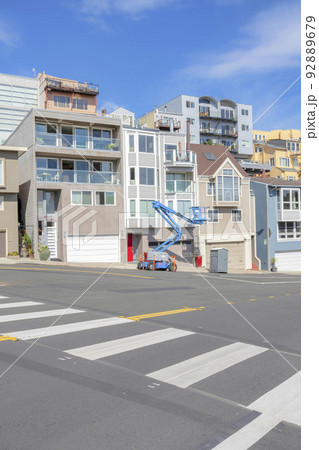 Pedestrian lane near the residential area in San Francisco, California 92889679