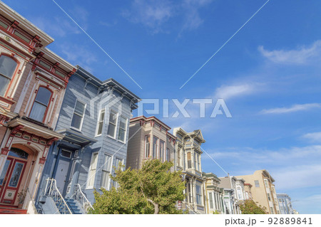 Entrance exterior of townhouses with stairs at the front doors 92889841