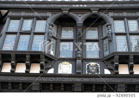 Black and white half timber frame Tudor building in Chester. 92890505