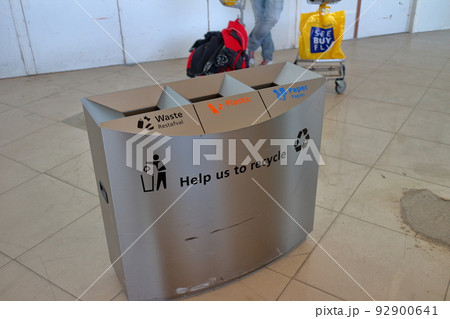 バルセロナ・エル・プラット国際空港 バルセロナ・エル・プラット国際空港 92900641