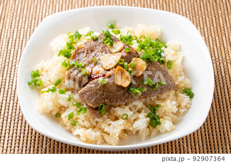 焼肉チャーハン。 焼肉チャーハン。 92907364