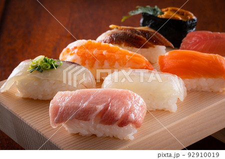 お寿司 92910019