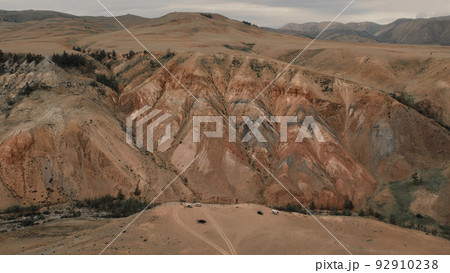 Kyzyl-Chin valley with red mountains in Altai 92910238