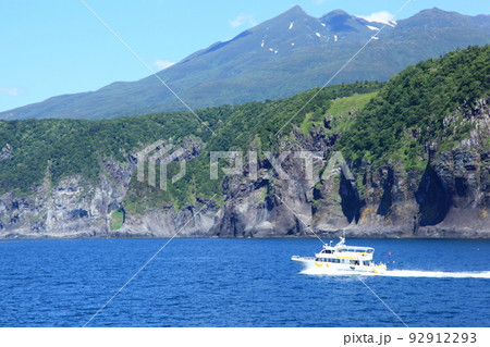 知床観光船からの絶景の旅 92912293