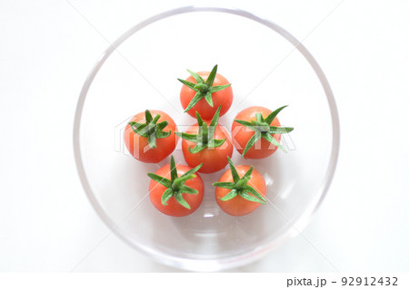 フレッシュミニトマト横 92912432