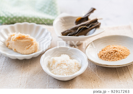 色々な調味料 色々な調味料 92917263