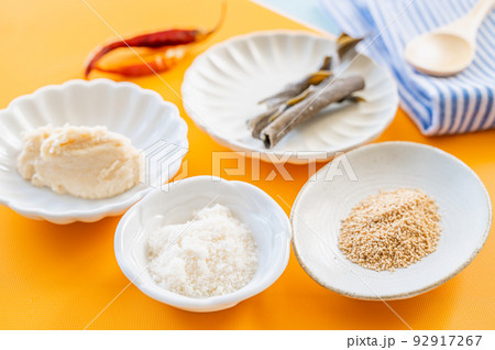 色々な調味料 色々な調味料 92917267