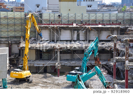 ビル解体工事現場 ビル解体工事現場 92918960