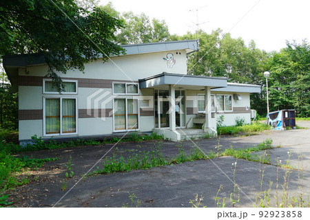 北清水福祉館(清水町立北清水小学校跡地) 北清水福祉館(清水町立北清水小学校跡地) 92923858
