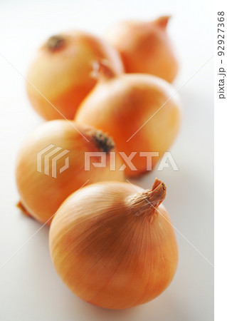 玉ねぎ 92927368