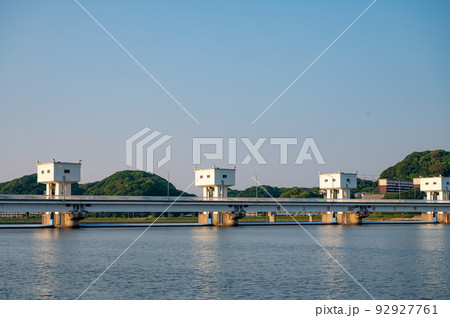 遠賀川河口堰（福岡県遠賀郡） 92927761