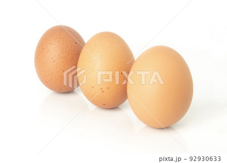 Fresh eggs are isolated on white background. 92930633