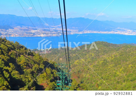 【広島県】日本三景安芸の宮島の宮島ロープウェイ 弥山 【広島県】日本三景安芸の宮島の宮島ロープウェイ 弥山 92932881