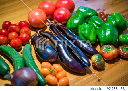 朝採れ野菜 朝採れ野菜 92933178