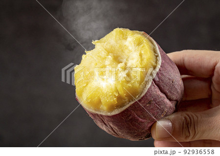 焼き芋 92936558