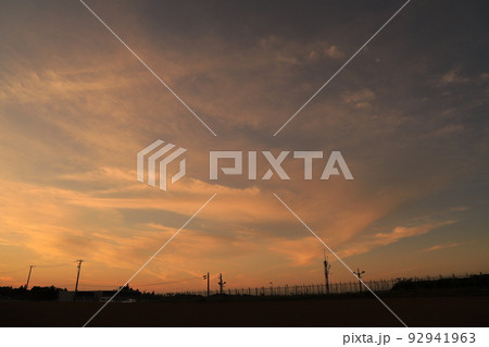 夕焼け空と夕焼け雲 夕焼け空と夕焼け雲 92941963