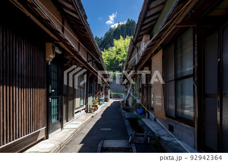 郡上八幡の古い町並み　岐阜県郡上市八幡町 92942364