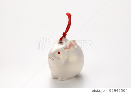 干支の置物　卯 92942504