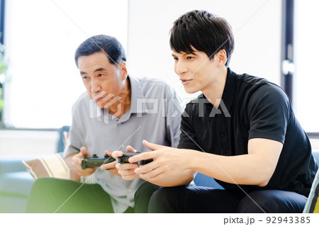 ライフスタイル、テレビゲーム 92943385