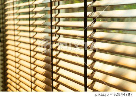 close-up bamboo blind, bamboo curtain, chick, Venetian blind or sun-blind 92944397