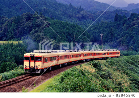 1999年　キハ58系修学旅行列車の加太越え 92945840