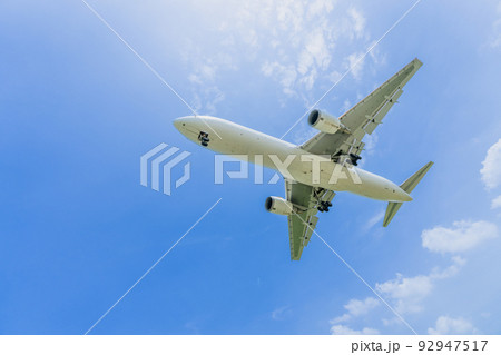 《飛行機》ボーイング Boeing 767-300 92947517