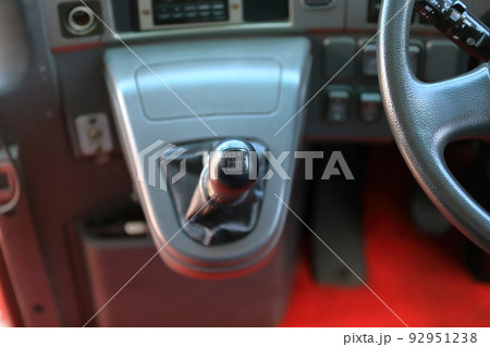 観光バス運転席　イメージ 92951238