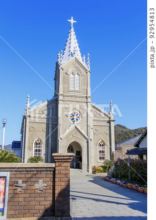 世界遺産　長崎と天草地方の潜伏キリシタン関連遺産　崎津天主堂 92954813