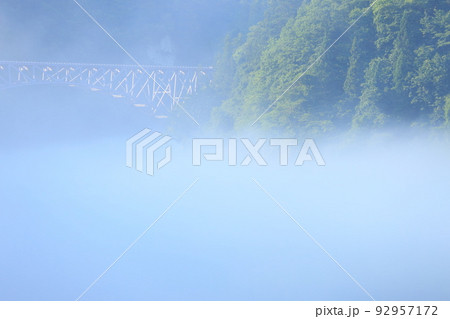会津只見線 大沼郡三島町第一只見川橋梁 会津只見線 大沼郡三島町第一只見川橋梁 92957172