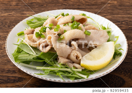 鶏皮ぽん酢 92959435
