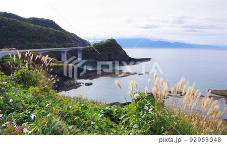 北海道 神恵内パーキングエリアから岩内町方面を望む 北海道 神恵内パーキングエリアから岩内町方面を望む 92963048