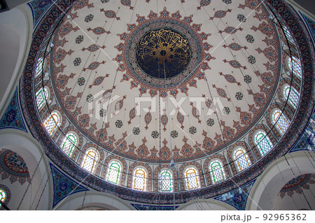 Inner view of dome in Ottoman architecture Inner view of dome in Ottoman architecture 92965362