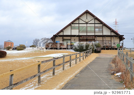冬シーズン中、牧場の建物(クラブハウス 愛知牧場 愛知県 日進市) 冬シーズン中、牧場の建物(クラブハウス 愛知牧場 愛知県 日進市) 92965771