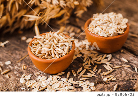 ears oats ears oats 92966703