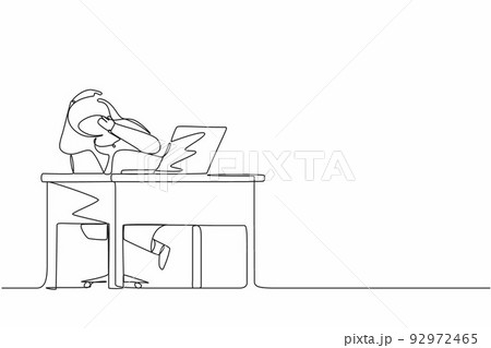 Continuous one line drawing scared Arabian woman manager looking at laptop computer screen. Shocked girl watching video on her notebook computer at home. Single line design vector graphic illustration 92972465
