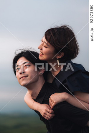 彼氏と彼女 92973860
