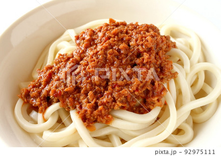 うどんを使った汁なし担々麺 92975111